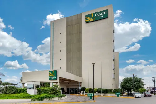 Quality Inn Monterrey la Fe Các khách sạn ở Guadalupe