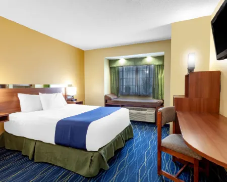 Microtel Inn & Suites by Wyndham Gulf Shores Hotels in Gulf Shores