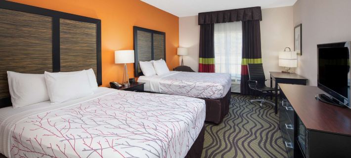 La Quinta Inn by Wyndham Calhoun South I-75 キャルフーンのホテル