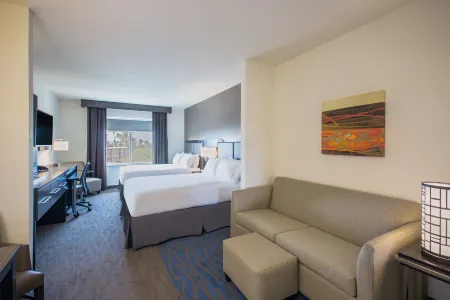 Holiday Inn Express & Suites Kailua-Kona Отели рядом с достопримечательностью «Сэди Сеймур Ботаникал Гарденс энд Кона Эдьюкейшенал Сентер»