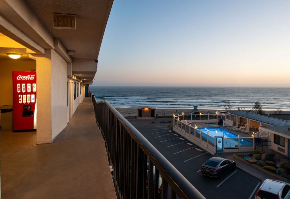 Edgewater Inn and Suites-Pismo Beach Updated 2023 Room Price-Reviews u0026  Deals | Trip.com