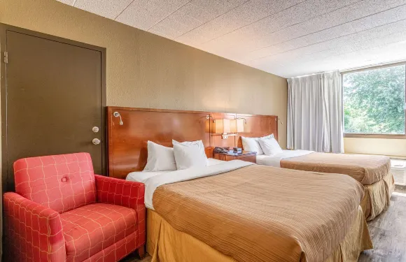 紐約弗裏多尼亞美洲最佳價值旅館