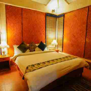 Kailash Farms Earthen Life Rooms