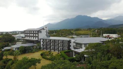 Yakushima Green Hotel - parking