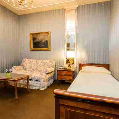 Hotel Palais Porcia Rooms