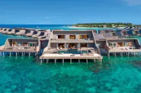 The St. Regis Maldives Vommuli Resort - Pools