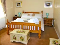 Drummer Cottage Hotels in Loftus