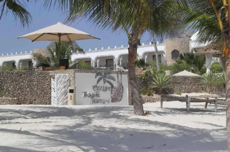 Twiga Beach Resort & Spa Отели рядом с достопримечательностью «Watamu Beach»