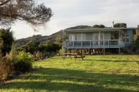 Russell-Orongo Bay Holiday Park Hotels near Bay Of Islands