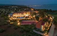 Blue Dolphin Hotel Hotels in Ormilia