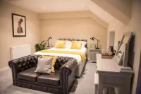 The Fox Hall Inn - Parkplatz