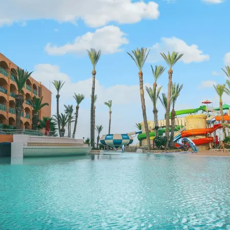 Hotel Marabout - Families and Couples Only