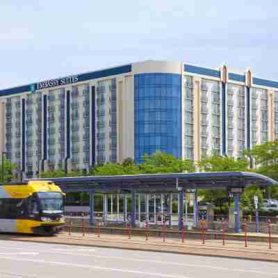 Embassy Suites by Hilton Minneapolis Airport Hotel Exterior