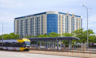 Embassy Suites by Hilton Minneapolis Airport