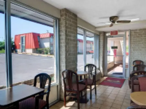 Days Inn by Wyndham Harrisonburg Hotels in Harrisonburg