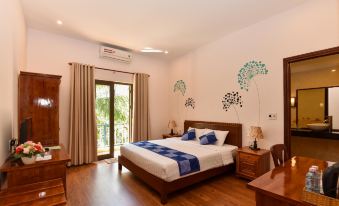 Tra Que Riverside Homestay