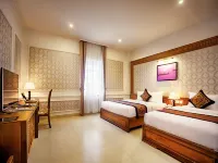 Riverside Hotel Quang Binh Hotels in Đồng Mỹ