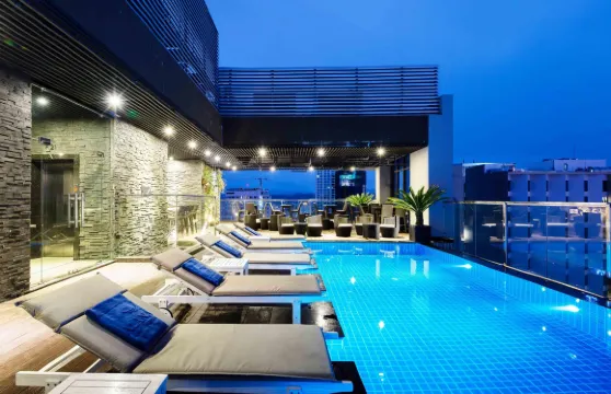 阿拉納芽莊海灘酒店