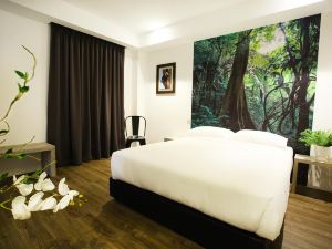 H Boutique Hotel Xplorer Loke Yew