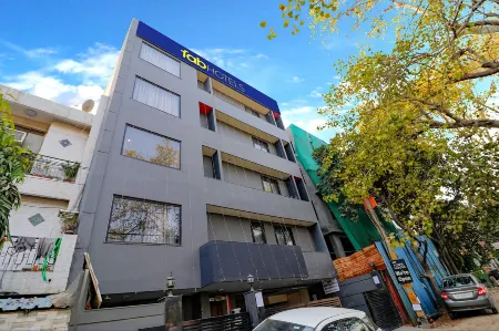 Via la Serene - Near Yamuna Sports Complex Отели рядом со станцией Anand Vihar