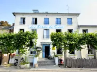 Logis Hôtel les Bords de Seine Hôtels à : Bray-et-Lû