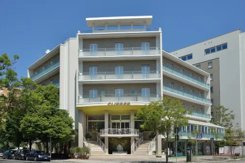 Clipper Hotels in Пезаро