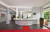 Hotel Aviva Hotels in Radefeld
