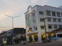 Seng Aroun Hotel Hotel dekat Bandara Internasional Pakse