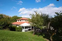 Hôtel Restaurant l'Artière Hotels in Aydat