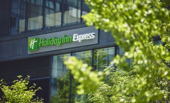 Holiday Inn Express Osaka City Centre - Midosuji