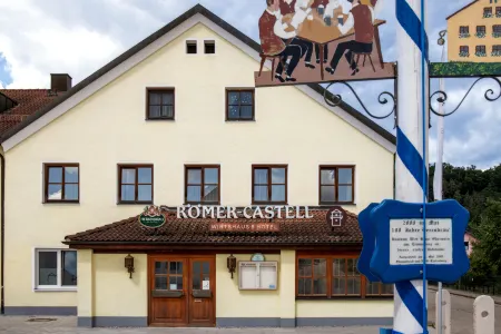 Römercastell - Wirtshaus & Hotel Отели в г. Кипфенберг