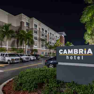 Cambria Hotel Ft Lauderdale, Airport South & Cruise Port Hotel Exterior