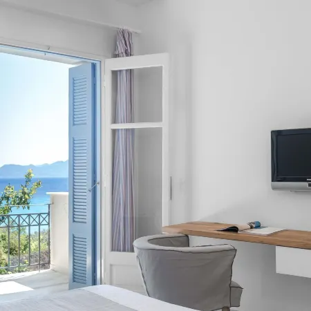 Armonia Bay Hotel