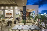 Oscar Suites & Village