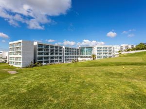 Crowne Plaza Caparica Lisbon