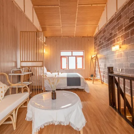 Yixi · Banshan Ferry Homestay(Imperial Hot Spring Store) Отели рядом с достопримечательностью «Храм Цзиньтай»