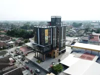 Rivertel Hotels in Hilir Perak