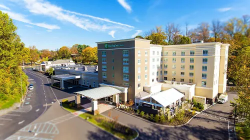 Holiday Inn & Suites PHILADELPHIA W - DREXEL HILL by IHG Hotels in Upper Darby