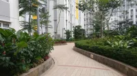 Stylish and Posh Studio Springlake Summarecon Bekasi Apartment by Travelio North Bekasi住宿飯店