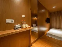 Kontena Hotel Hotels in Batu