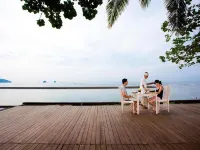 ดี ตุนจุงรีสอร์ทแอนด์สปา โรงแรมใกล้หาดโซสโร