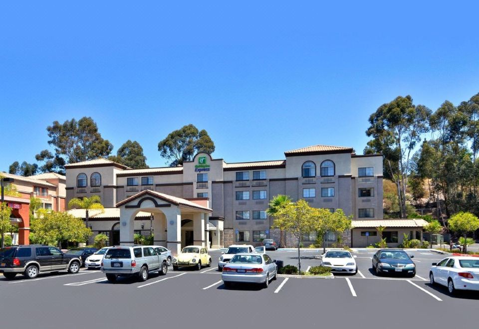Holiday Inn Express Mira Mesa San Diego, an IHG Hotel-San Diego Updated  2023 Room Price-Reviews u0026 Deals | Trip.com