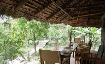 Kiboko Lodge