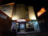 Galaxy Inn Hotels in Baubau