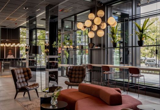 래디슨 레드 오슬로 외켄 외관