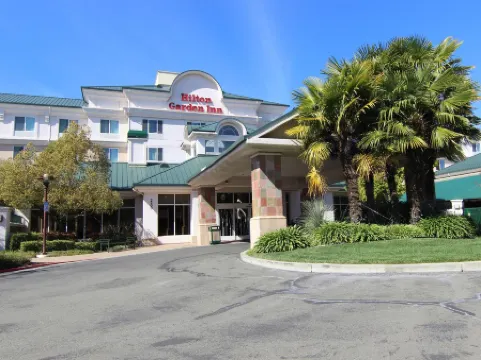 費爾菲爾德希爾頓花園酒店