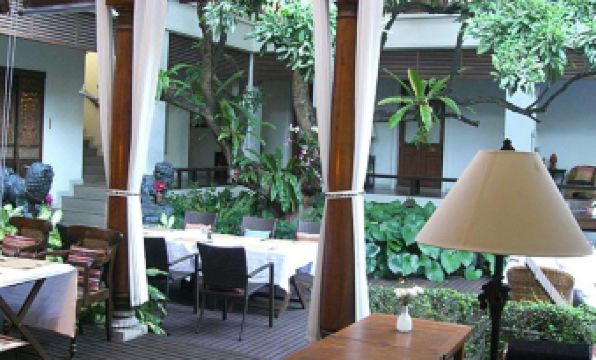 Baan Klang Wiang Hotel