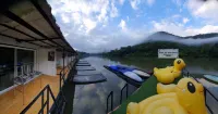 River Hill Side Resort
