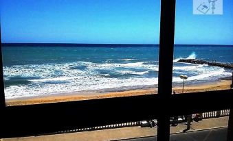 2 Bedrooms Beaches View Apartment