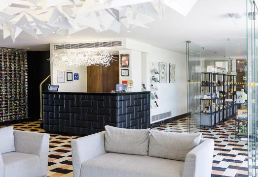 신트라 부티크 호텔 객실 내부